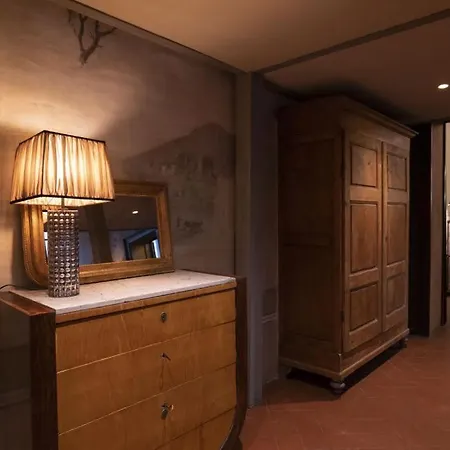 Renaissance Palace Noble Floor Apartment-2